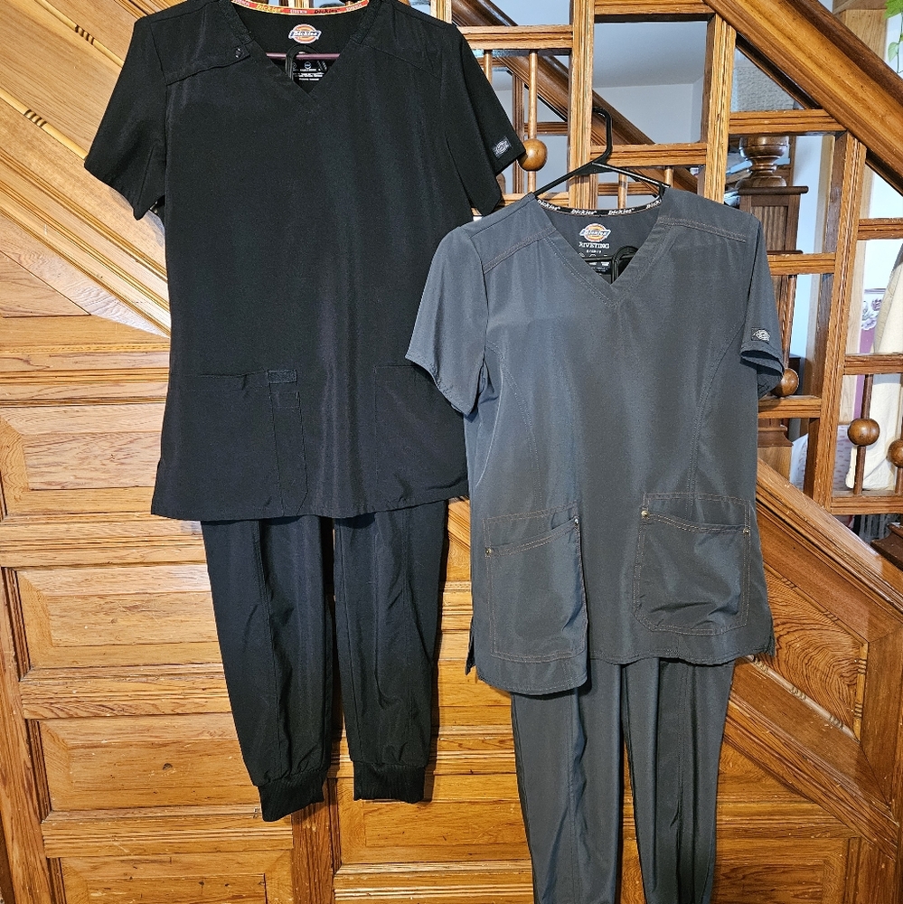 Dickies Small Black and Pewter Women's Scrub Set